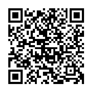 而且那四个老牌超级家族和天璇盟一定也在积极准备着对付许家二维码生成