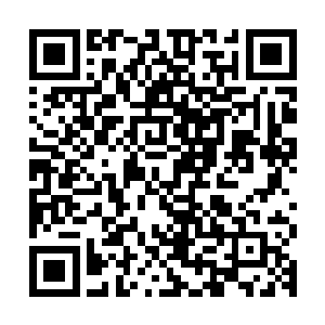 而且面对一位连续三部影片全球票房过十亿美元的导演的新作品二维码生成