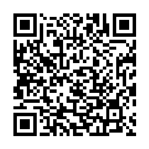 而像这些产业的发展不是简单的招来几个企业建起来就行二维码生成