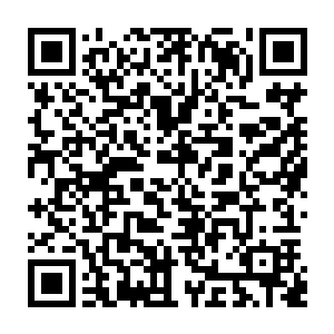 而去楼上的掌柜在过了大半个小时后就与两名神色满意的修仙者走了下来二维码生成
