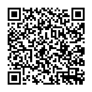 而在流墨墨看着憋屈的易红仙人琢磨要不要给他来个雪上加霜再欺负一次的时候二维码生成