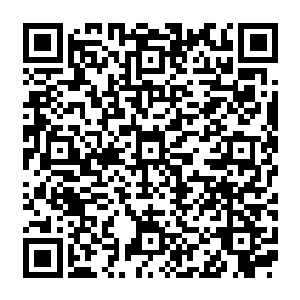 而妖狼旁边　则有几行小字　风清扬上前　轻轻的抚摸而过　上方好像还残留着他的气息二维码生成