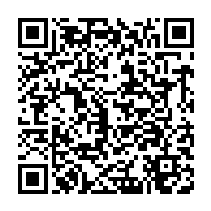 而就在这时叶秋却不知道一个细小的监控正在注视着他的一举一动二维码生成