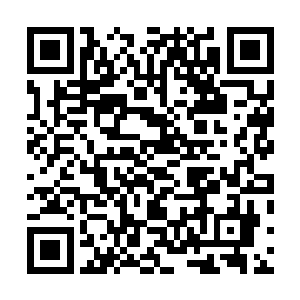 而得到巨额赔偿的方知非利用这笔钱和从周氏挖走的人才二维码生成