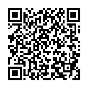 而我们许家弟子有着进出玉牌却可以在任何地方走出许家二维码生成