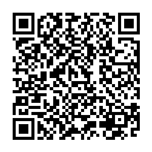 而教室里的所有牲口们这一刻都安静的看着这位原本默默无闻的博物课老师离开二维码生成