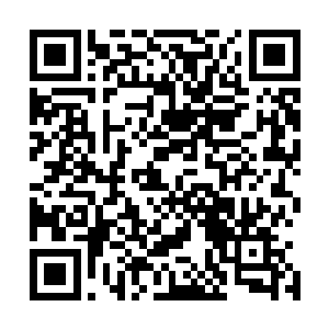 而是手里拿着一个小型的喷筒设备瞄准林浣溪的脸颊喷过去二维码生成