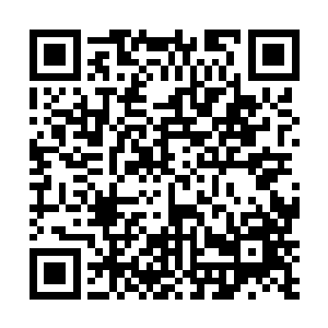而盛文石的责任就是将那些已经经过过滤和审核的音乐二维码生成