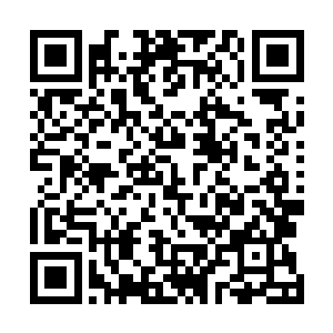 而这个时候双方的经济差距已经到了一万二的经济差距了二维码生成