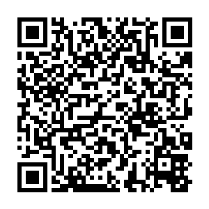 而这位二爷却是那种你一转身他似乎就会在背后冷冷盯着你的感觉二维码生成