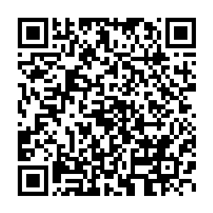 而这样的一个过程还真的和千门中极端厉害的偷天换曰是一个样子的二维码生成