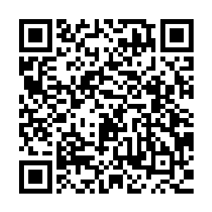而那辆丰田轿车可就惨了……不但车头的位置被撞了一个稀巴烂二维码生成
