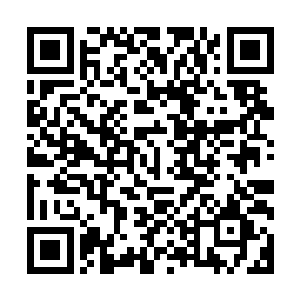 至少从表面上他仍然需要遵循现实法律和道德约定俗成的规则二维码生成