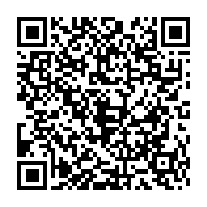 至少秦方刚才的那一手单手武器精通洗牌术可是让很多人亮瞎了眼睛的二维码生成