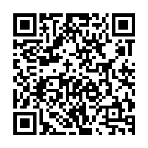 花城也不能任由这样的小痞子骑在我们的头上来作威作福――二维码生成
