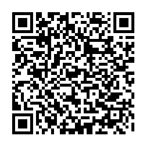 若不然也不会默默地用事实来证明自己对他们对薰薰都是没有任何恶意和企图的二维码生成