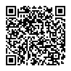 英轻敌却喜欢给方炎和他的两个徒弟讲解天下功夫的各种特点和妙用二维码生成