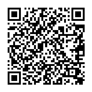 荣光有些张口结舌――他确实忽略了练习中还需要一个人传球这个问题……二维码生成