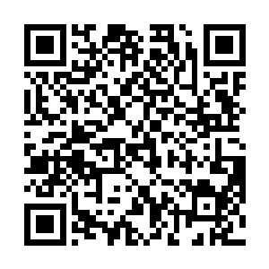 虽然车子的中控台上放着一张用秀娟小字写下的小纸条二维码生成