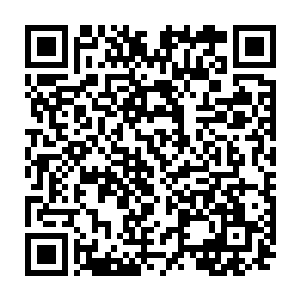 行进中的赵虎已经能够看见远处村庄晨雾缭绕里那座属于刘明勋爵的低矮小石堡二维码生成