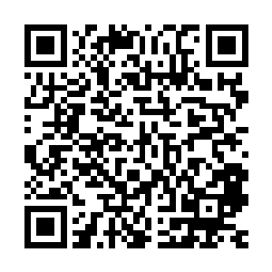 要是以后你再敢借着我的名声这么做的话别说是别人不会放过你二维码生成