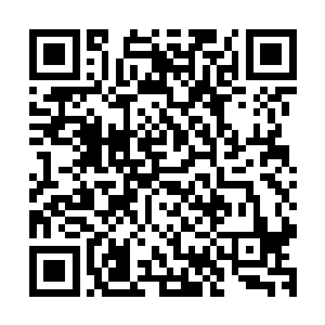 讨生活的人们刚刚走上街头就被报童此起彼伏的卖报声所吸引二维码生成