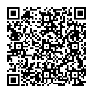 议会和炼器师协会的高层却几乎同时想到――与其费心费力琢磨如何将他们拖走或者销毁二维码生成