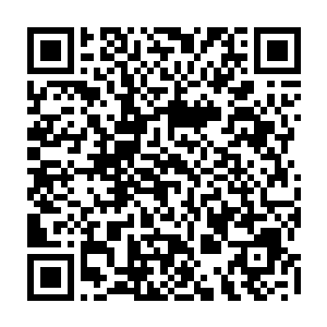 许多破产或者被灭门的大家族小家族的千金小姐在商会里也是待价而沽的货物二维码生成