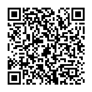 说着也就顾不上去管这个什么无菌病房不让家属随便进入的规定了二维码生成