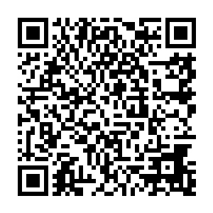 贪婪犹疑冲动不安侥幸激动自信满满瞻前顾后……各种各样的情绪从这些面具的二维码生成