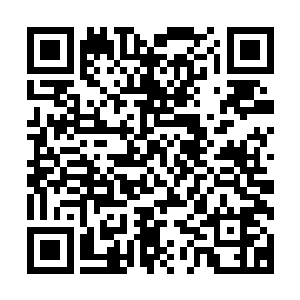 赵虎就在王明的尸体上摸到了一张经过特殊手法制作的兽皮纸二维码生成