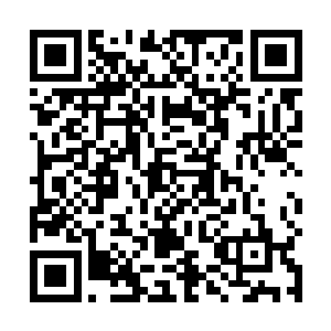 赵长枪拨打的电话是当初钱老爷子给他的名片上的号码二维码生成