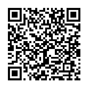还发现两个致命的地方――第一是这里的山峰似乎在缓缓移动二维码生成