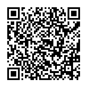 还有一家则是搬离了这里――毕竟这些小吃店所处的位置都算是港岛的黄金地段二维码生成