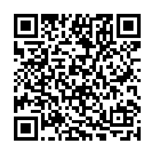 这一拨小的动静几乎没激起什么涟漪就被镇压下去了二维码生成