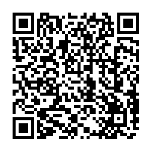 这个后果是刚刚才和荣耀至死签下重量级合约的百代唱片所不愿意承担的二维码生成