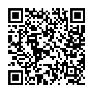 这时阿加里在看到了叶秋时表情流漏出难以置信的神色二维码生成