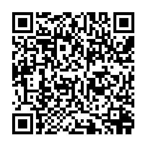 这次赵虎决定自己从城堡的武器库搬出二百把武器来装备自己的第一支部队二维码生成