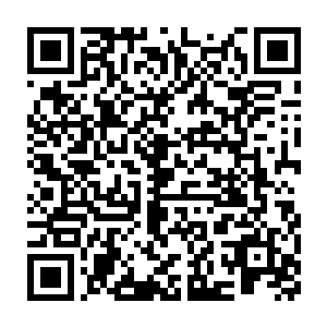 这组镜头在制作时是使用了一台真实的特技摩托车来拍摄特技表演二维码生成