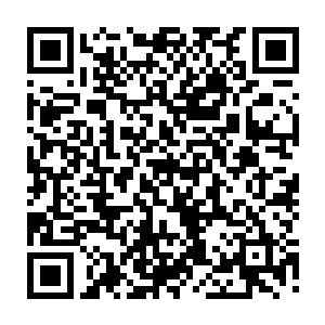这陨皇山上因为当日他们跟奥林匹斯一战而形成的战斗痕迹还依旧清晰可见二维码生成