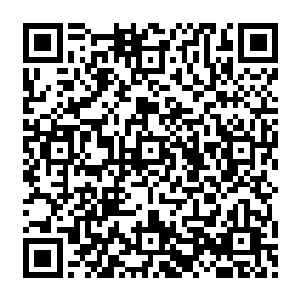 连管家张大郎都被新任巡抚青天大老爷张公鱼斩了――还有人说其实是锦衣卫秦长官动的手二维码生成