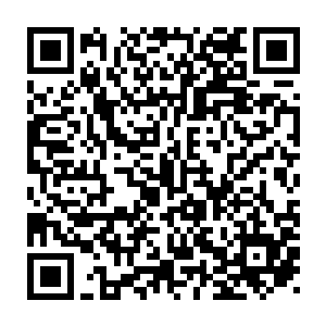 逼得秦方不得不从道具箱里面取出了唐门十大暗器之一的孔雀翎……二维码生成