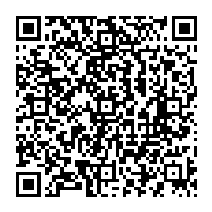 那一刻　他眼前一花　只觉一道幻影闪过　顿时产生一种云里雾里的感觉　好似穿越了无数世界二维码生成