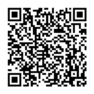 那个原本被他们认定为死人的慕容仙儿却完好无损地站在他们面前二维码生成