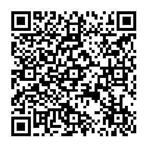 那么现在这个从现实生活中各方面条件都堪称优秀的男人仍然不依不饶的纠缠自己二维码生成