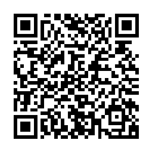 那朝着村民走去的几位黑武士瞬间便是这根巨大的手指给捏爆二维码生成