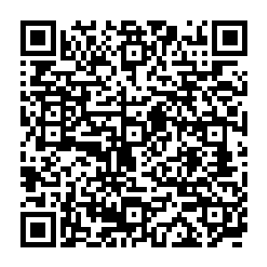 那格伦夏尔当然不可能主动地把哥伦比亚那边的电影制作计划一件件的向明湖文化这边报批二维码生成