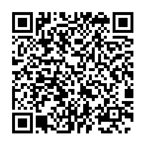 那种奇异的纹路和龙飞凤舞的文字仿佛演绎着宇宙形成之初的大道本源二维码生成