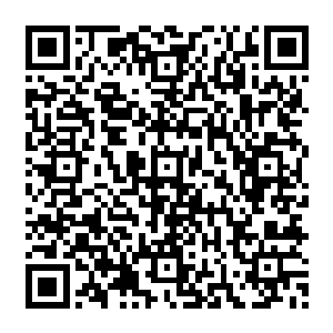 那种瞬间的刺痛感更是随着时间的延长而变得越发的疼痛起来了……不过比尔不敢迟疑二维码生成