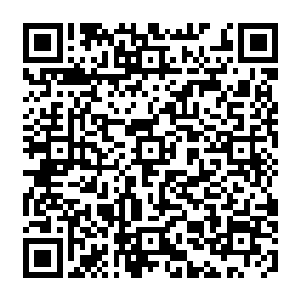 陆小姐讲到你把她从车前推开的时候情绪波动眼眶都红了那肇事车辆不是你安排的吧二维码生成